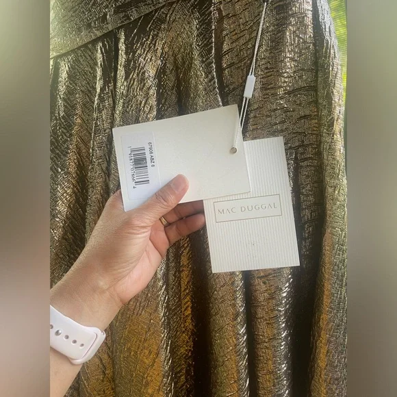 Mac Duggal Cocktail - 67906D Metallic A-Line Cocktail Dress
MAC DUGGAL - Picture 4 of 7